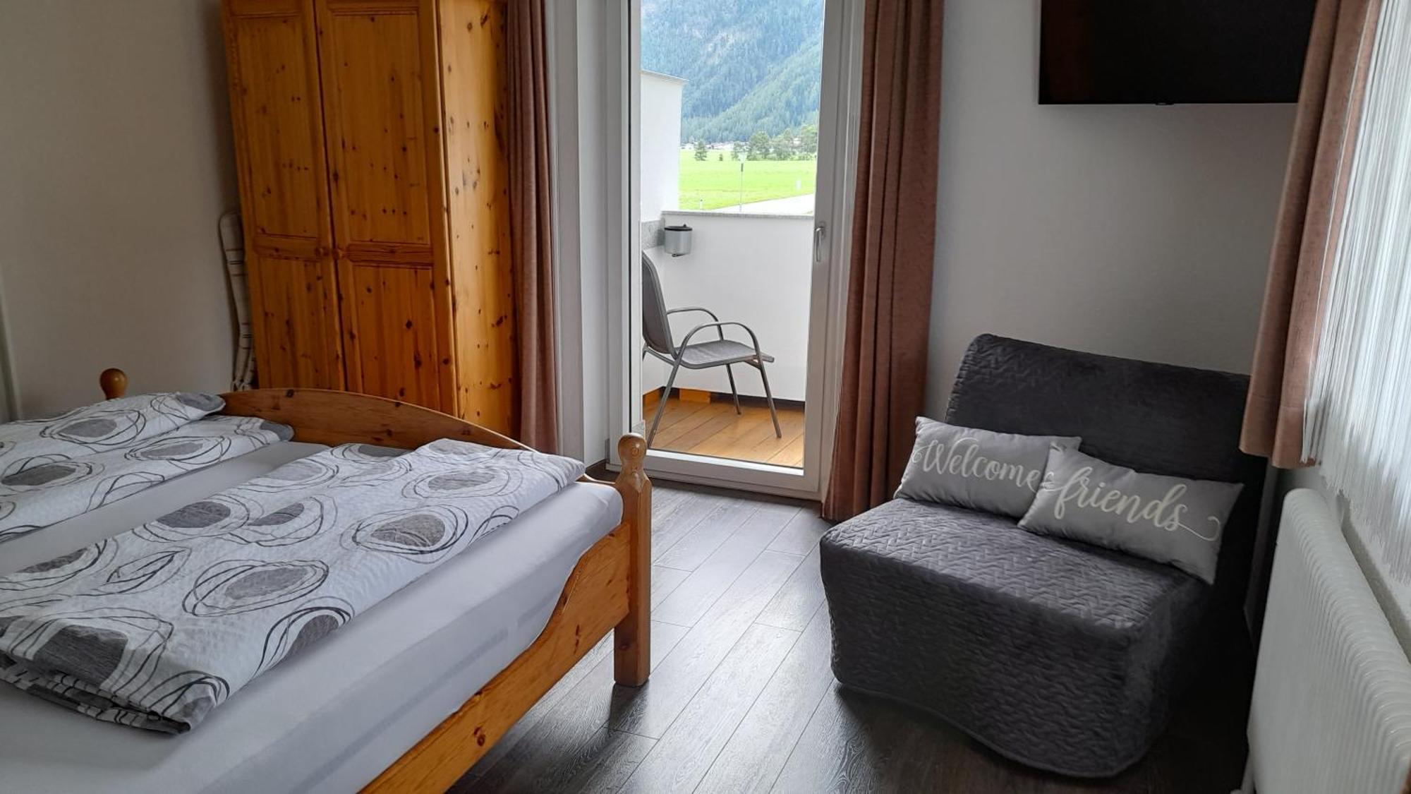 Apartament Haus Fini Längenfeld Zewnętrze zdjęcie